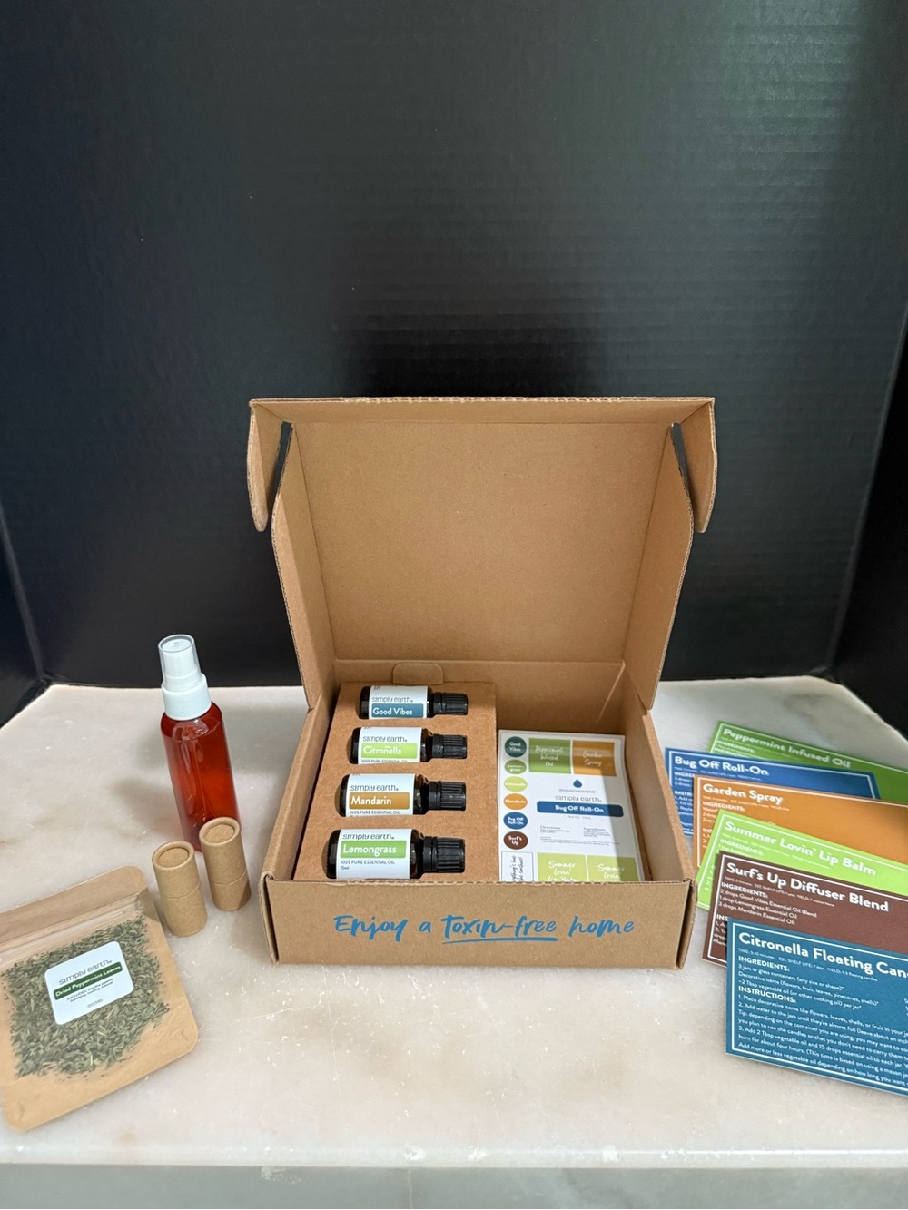 Simply Earth Essential Oil Aromatherapy Box Brown Monthly Recipe